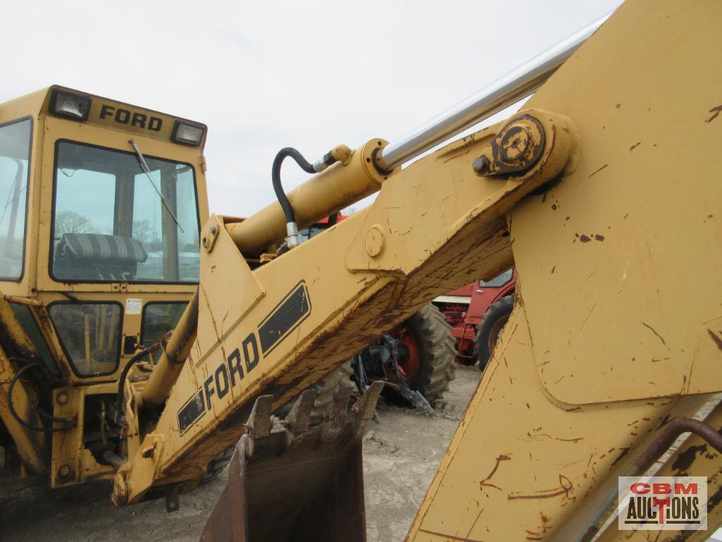 1984 Ford 555B Backhoe, 7' Front Bucket & 18" Rear Bucket S#C755622 Runs & Drives