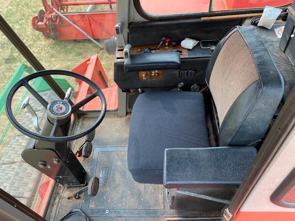 Massey Ferguson 750 Combine