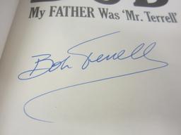 BOB TERRELL SIGNED AUTOGRAPH BOOK BOB MY FATHER WAS MR. TERRELL