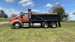 Peterbilt 15yd Dump Truck 2017