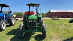 John Deere 5045E