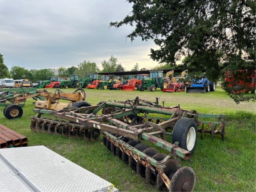 John Deere H1120