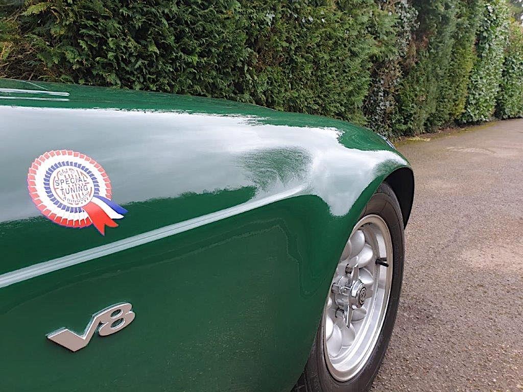 1972 MG B GT V8 Sebring Replica