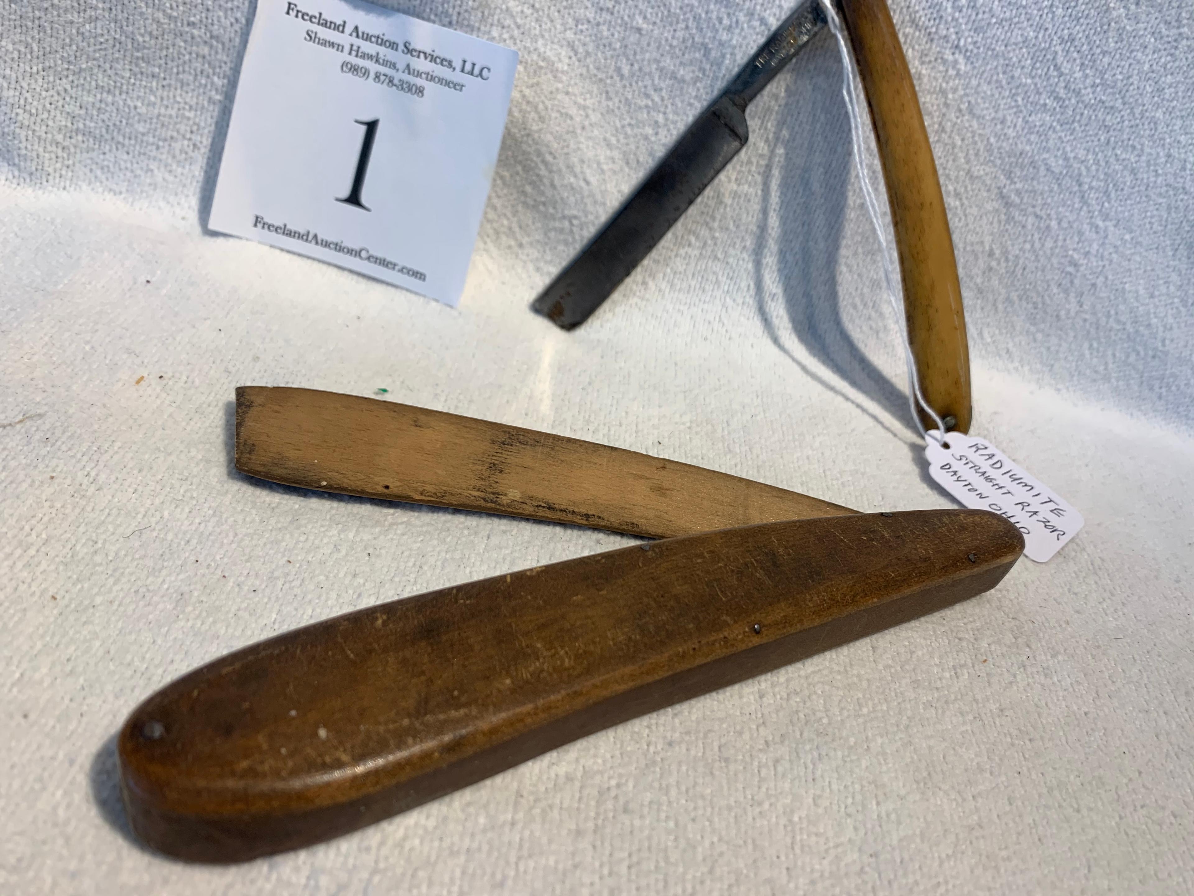 Antique Radiumite Straight Razor Dayton Ohio In Rare Wooden Coffin Like Case