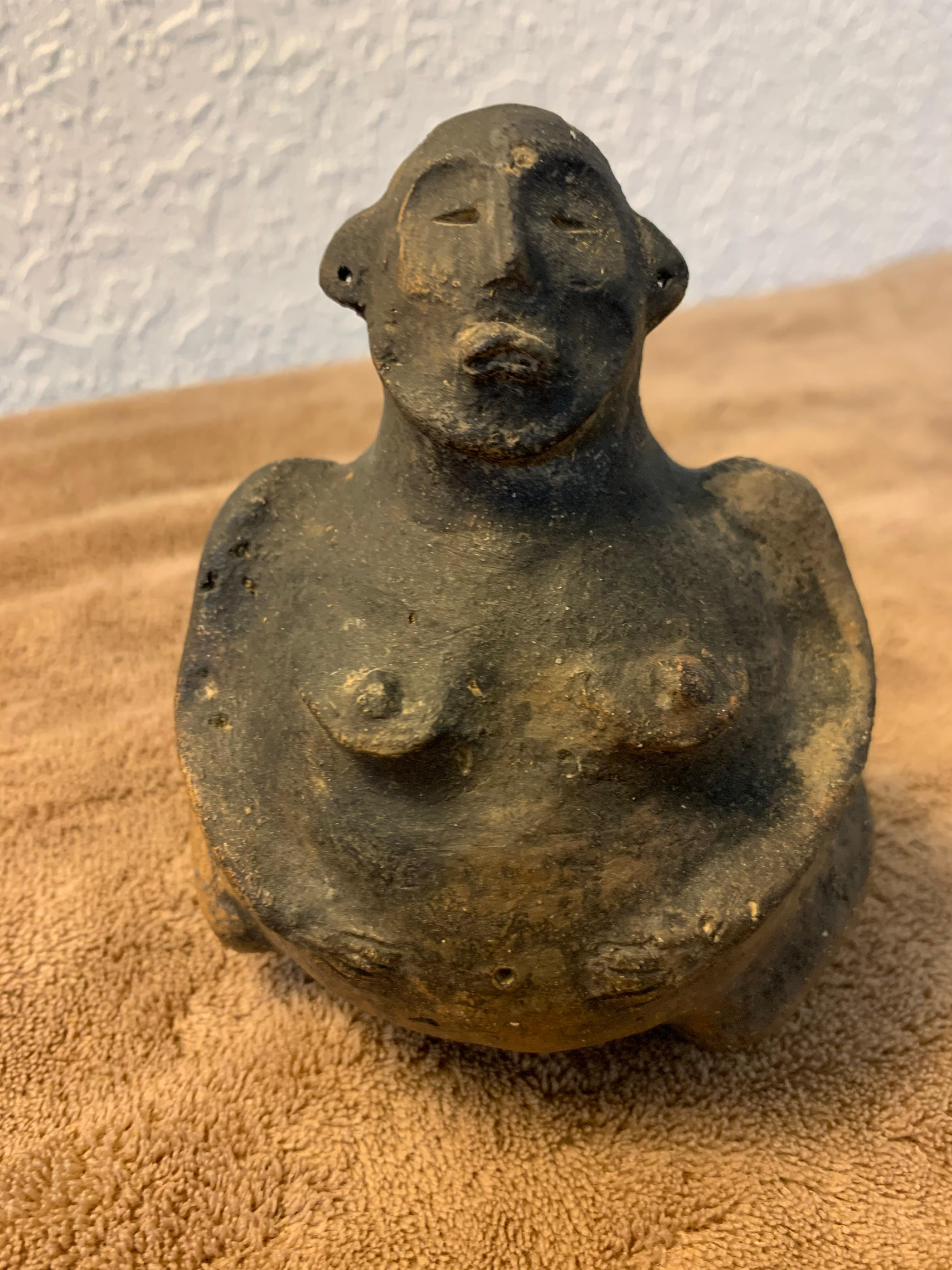 Female Effigy Vessel In Very Good Condition