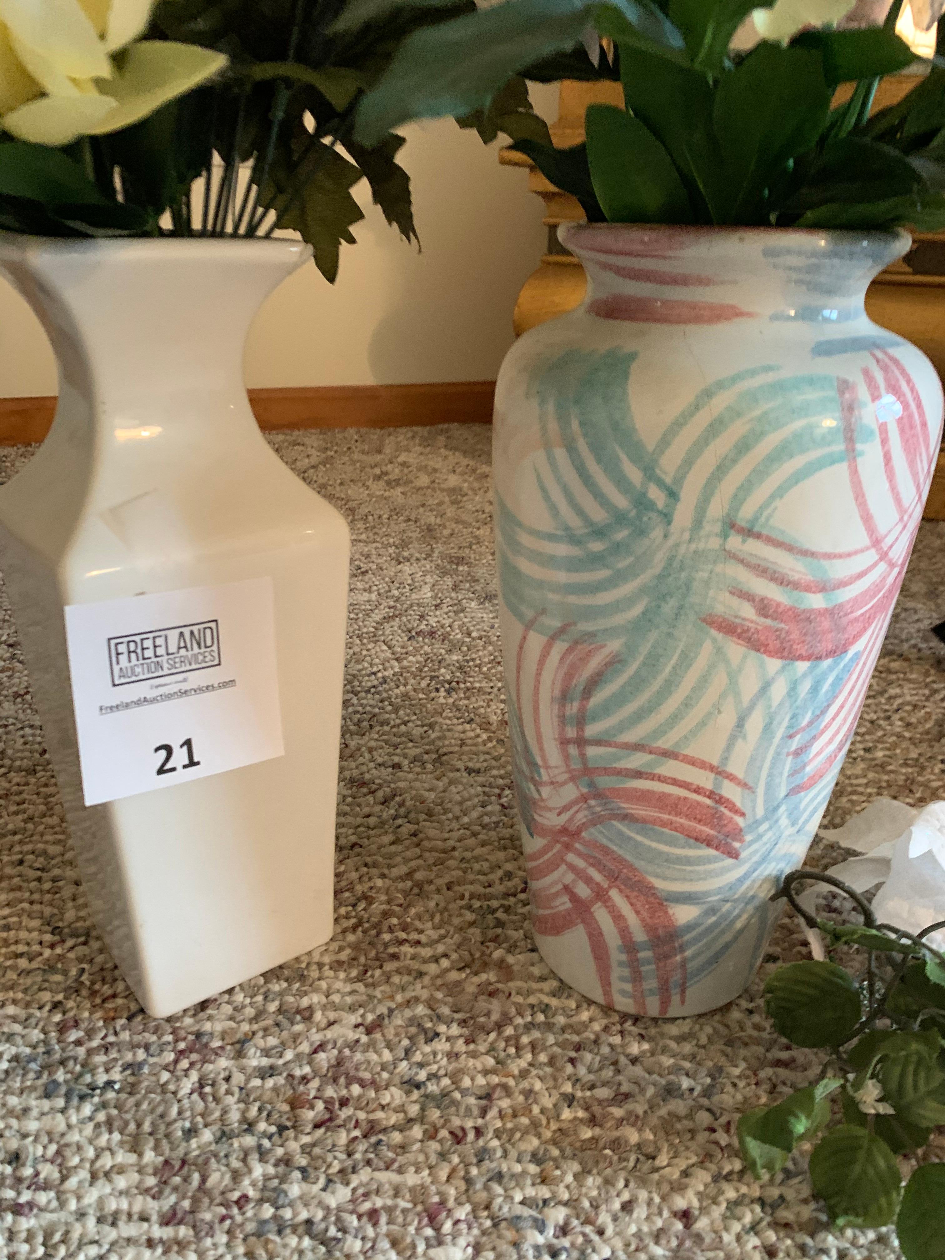 Floral Filled Vases Home Décor