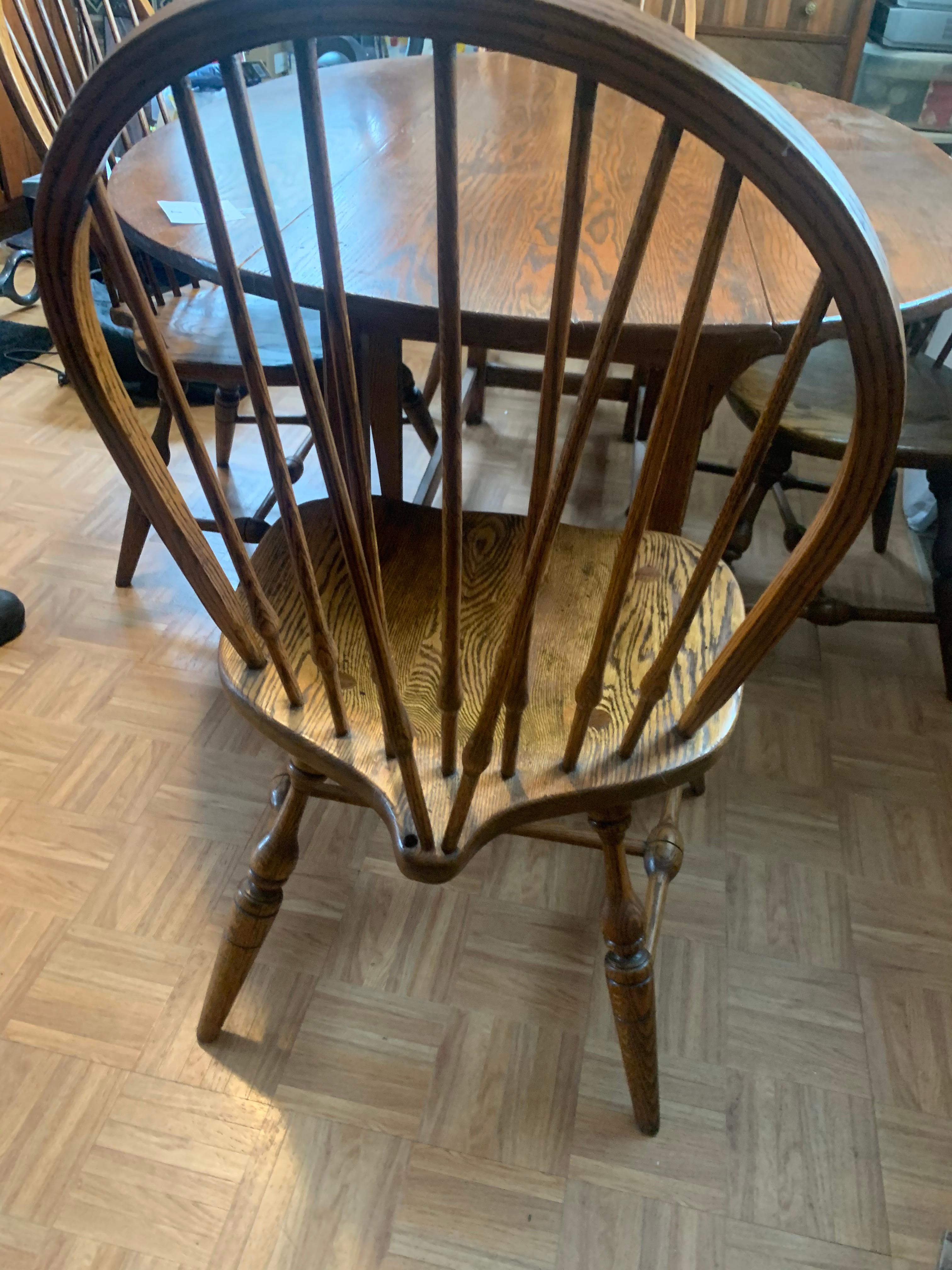 Primitive Oak Cushman Colonial Drop Leaf Table With 4 Chairs