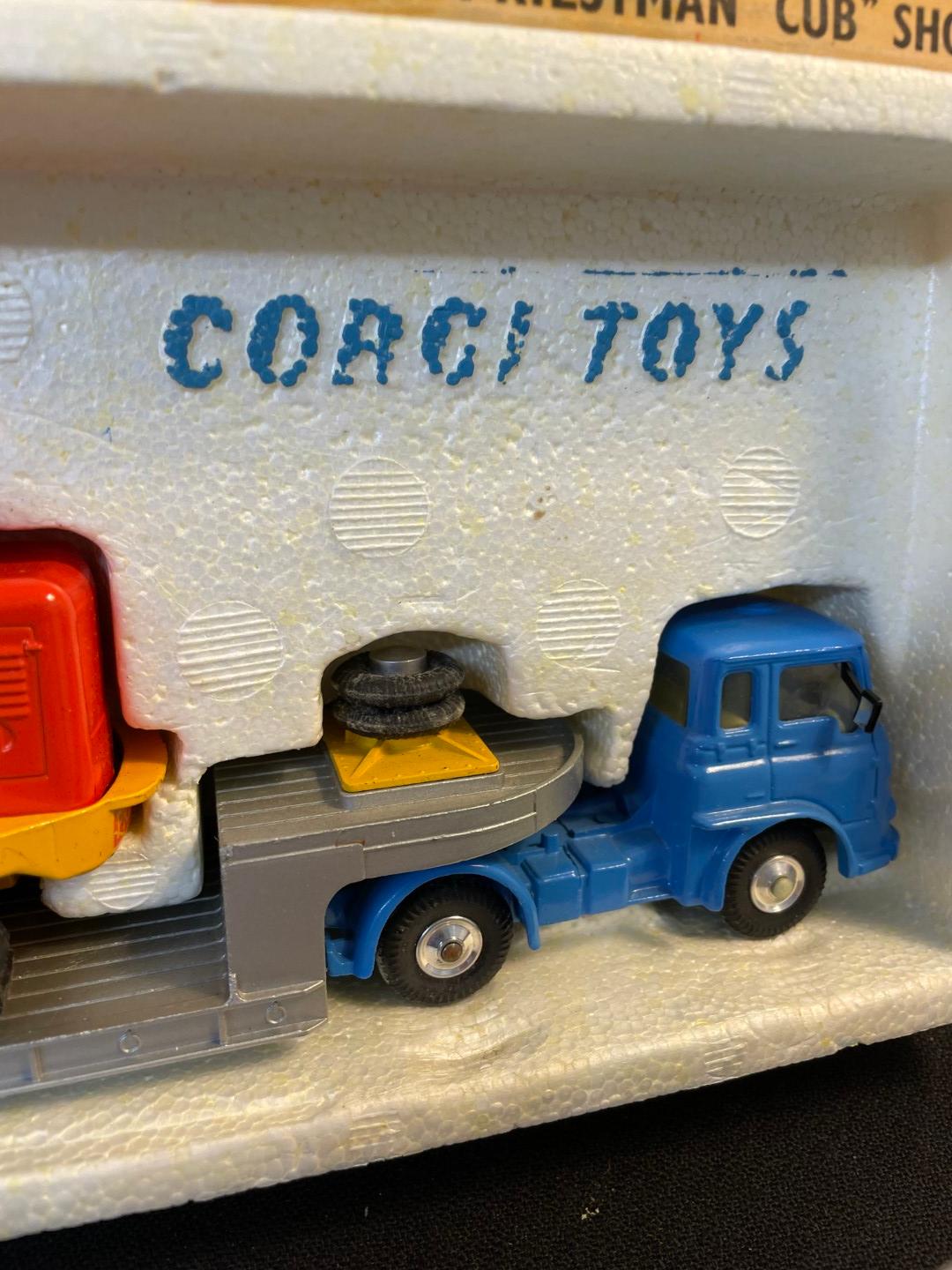 Corgi Toys MACHINERY CARRIER with Bedford Tractor Unit Gift Set No. 27