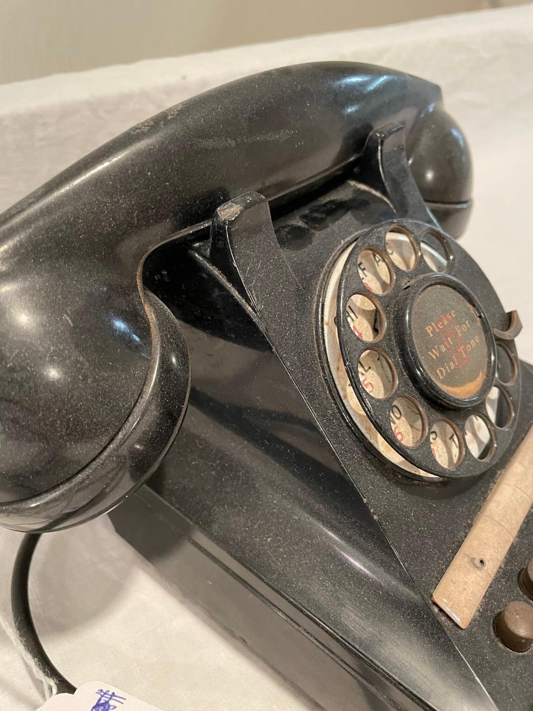 Western Electric BLACK round 6-button telephone 1948 model 460-M