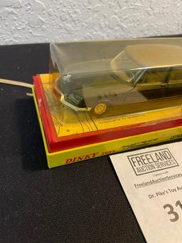 Dinky Toys Citroen Presidentielle Die Cast Vehicle in package