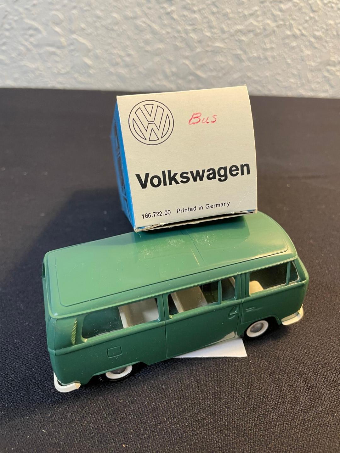 extremely rare Volkswagen promo GREEN BUS Cursor-Modell Made in Germany