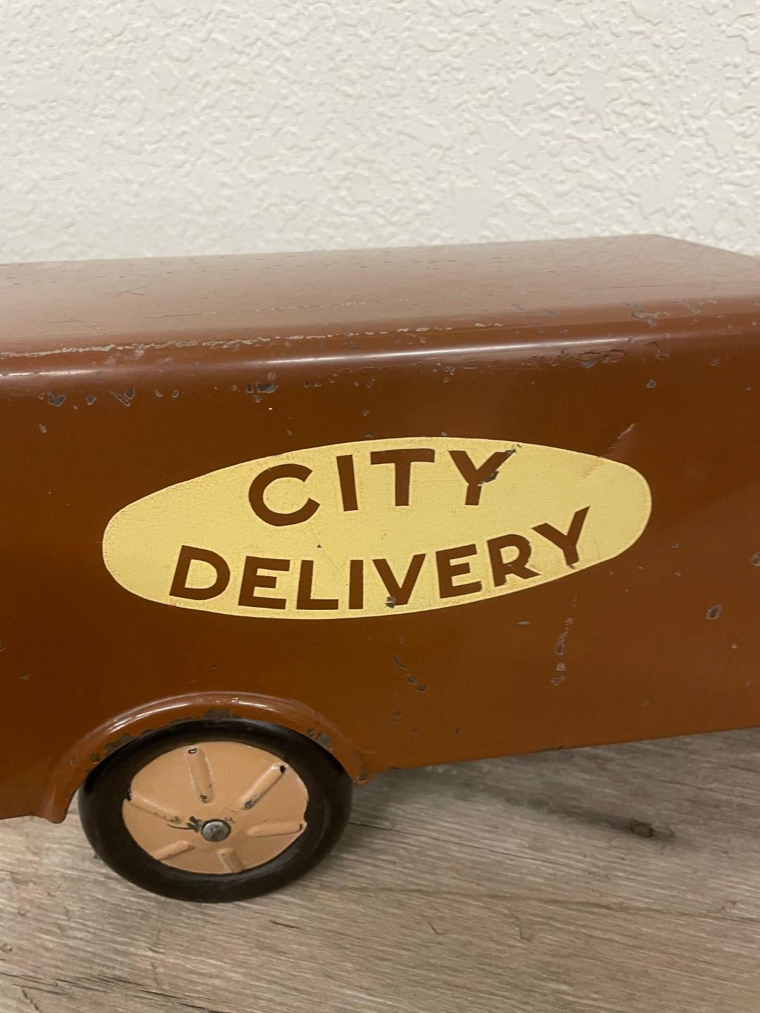 Steelcraft City Delivery Box Truck original pressed steel