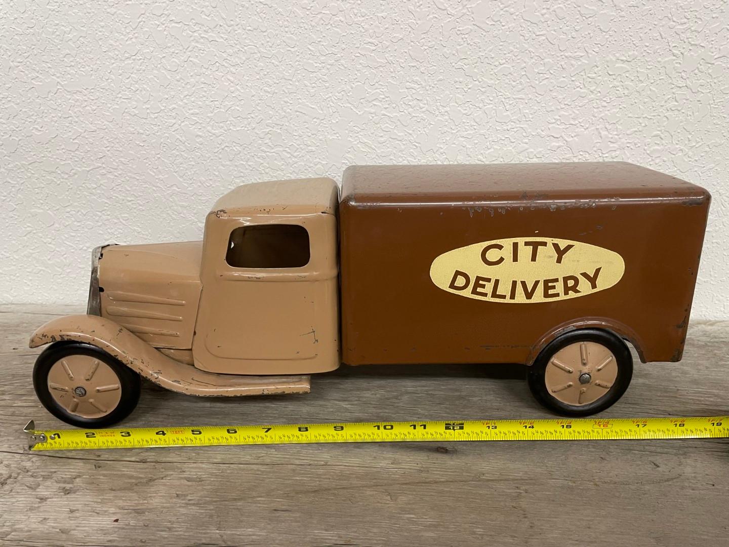 Steelcraft City Delivery Box Truck original pressed steel