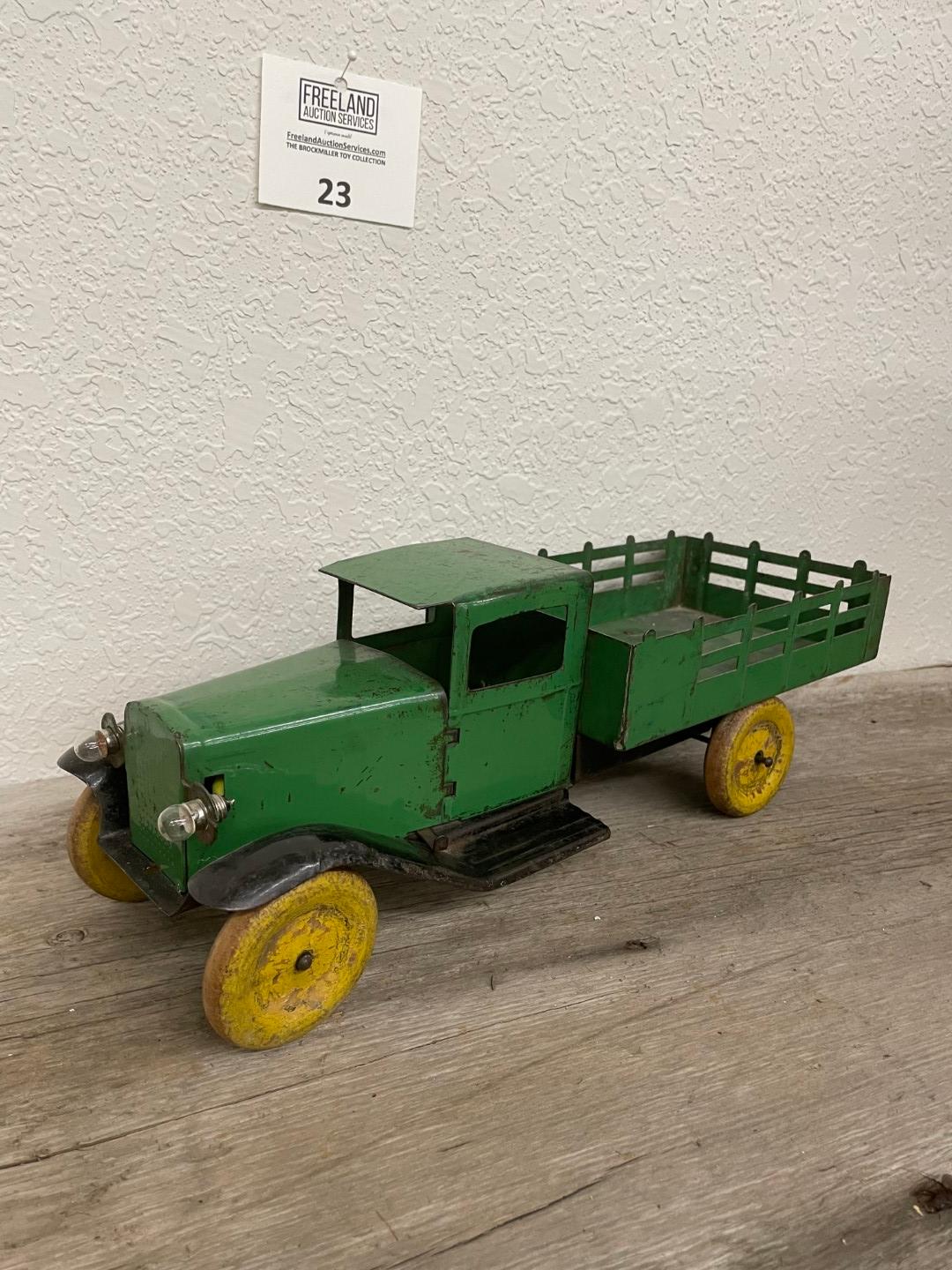 1920s Steelcraft GREEN Gate Truck pressed steel with lights