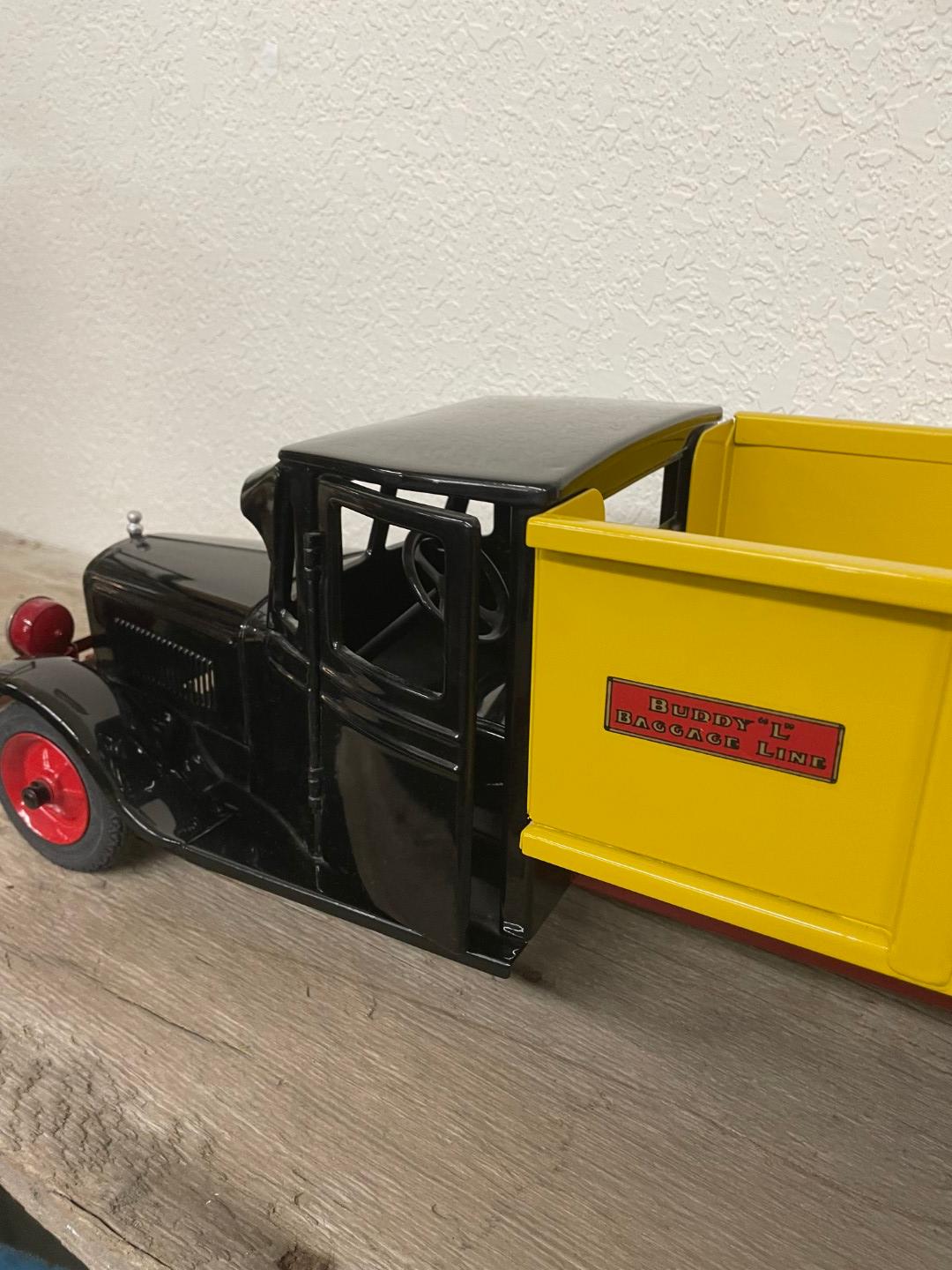 Buddy L Pressed steel Baggage Line Truck