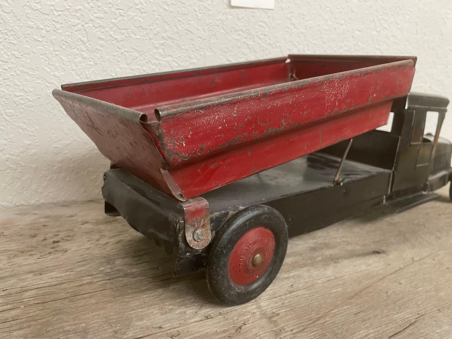 Cor-Cor 1920s pressed steel dump truck