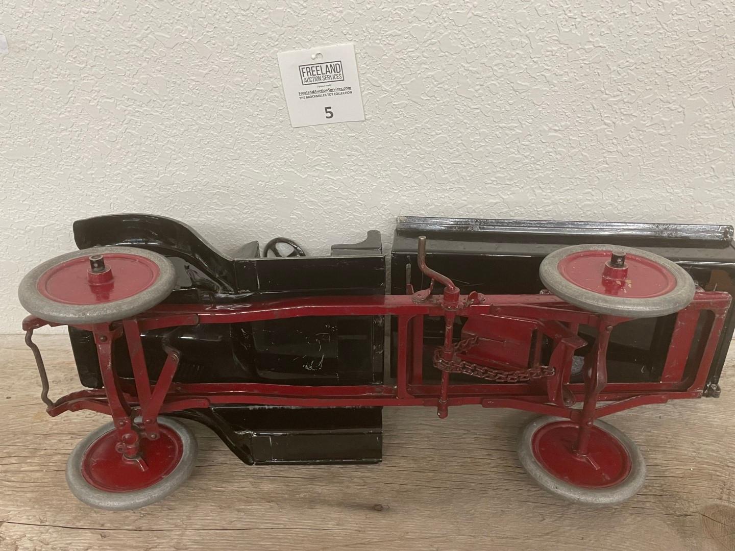 1920s Buddy L pressed steel dump truck with Chain drive