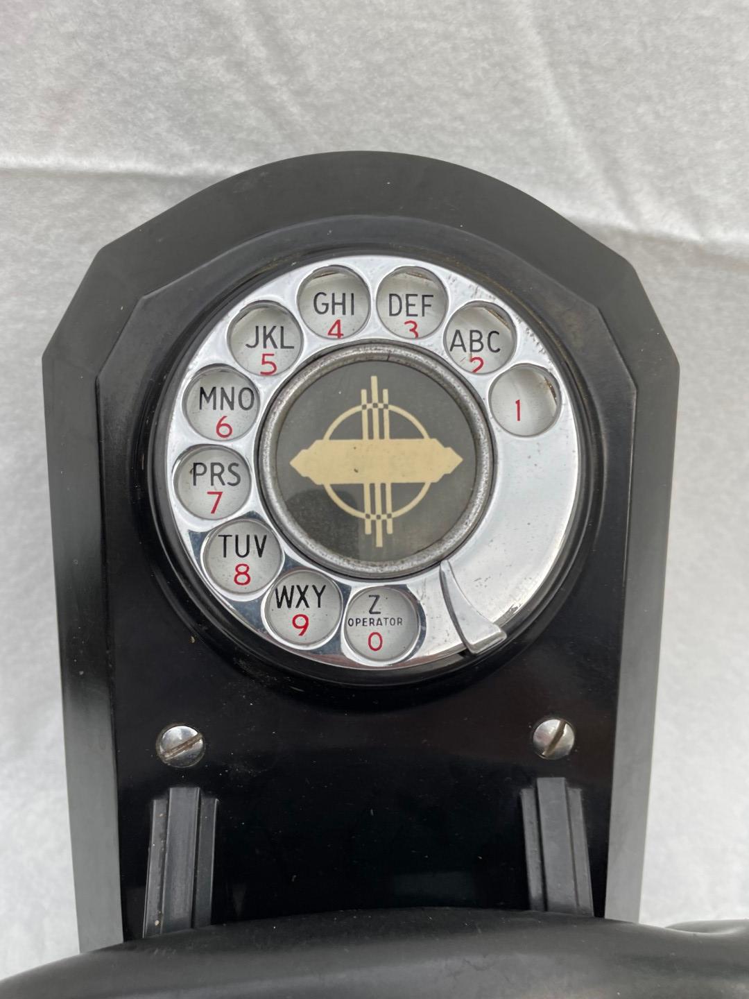 1940s Automatic Electric model 50 wall telephone no chips/cracks