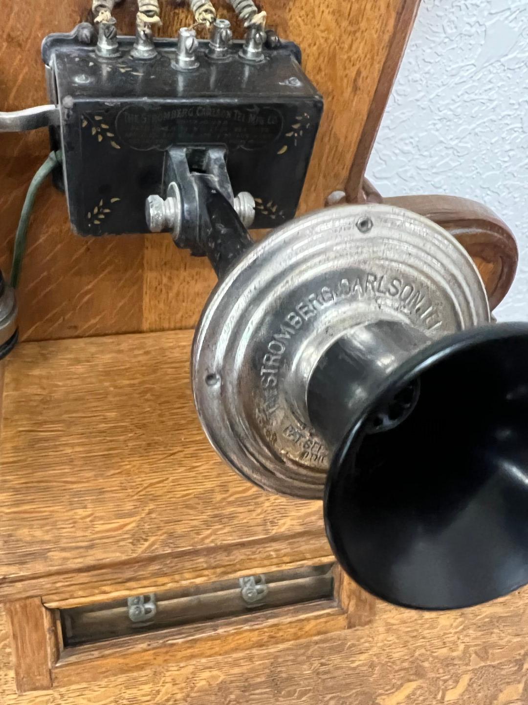 1898 Stromberg Carlson OAK MUSEUM QUALITY Telephone Vanity