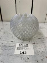 Fenton French Opalescent Hobnail 4 1/2" Rose Bowl in excellent condition