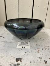 Large 10" Carnival Glass Bowl in excellent condition