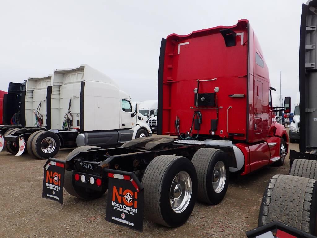 2016 KENWORTH T-680