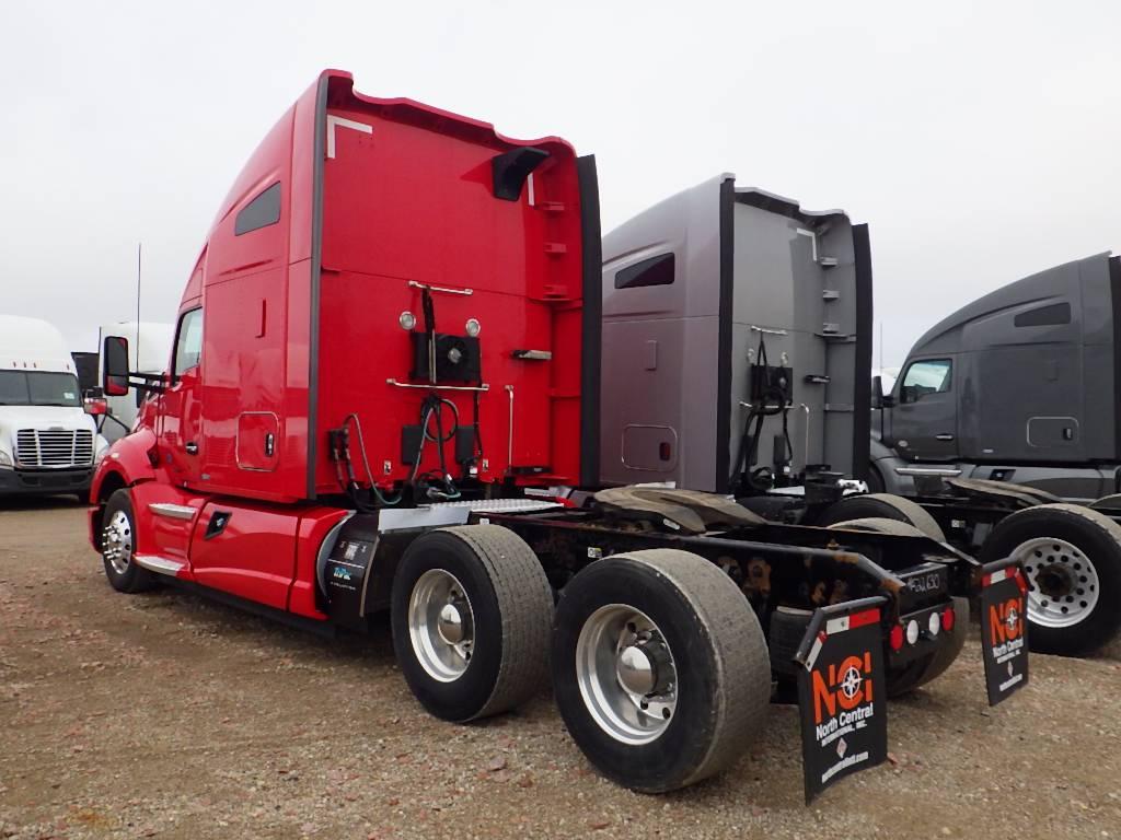 2016 KENWORTH T-680