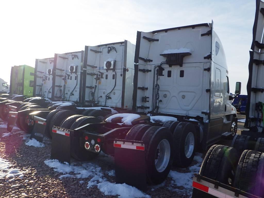 2016 FREIGHTLINER Cascadia125 Evolution