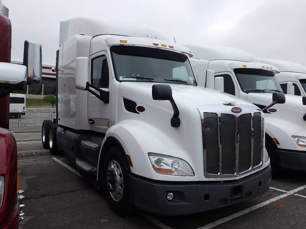 2016 PETERBILT 579 UltraCab