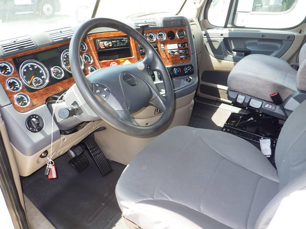 2016 FREIGHTLINER Cascadia125 Evolution