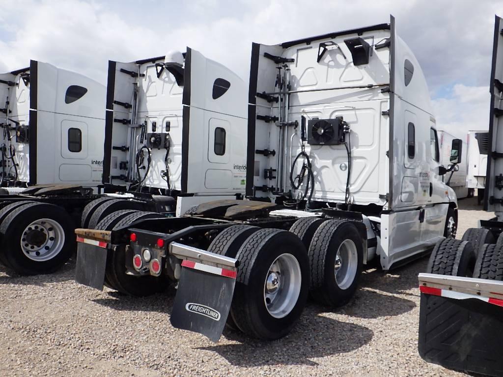 2016 FREIGHTLINER Cascadia125 Evolution