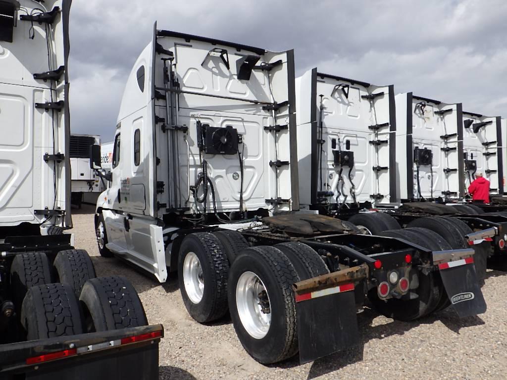 2016 FREIGHTLINER Cascadia125 Evolution