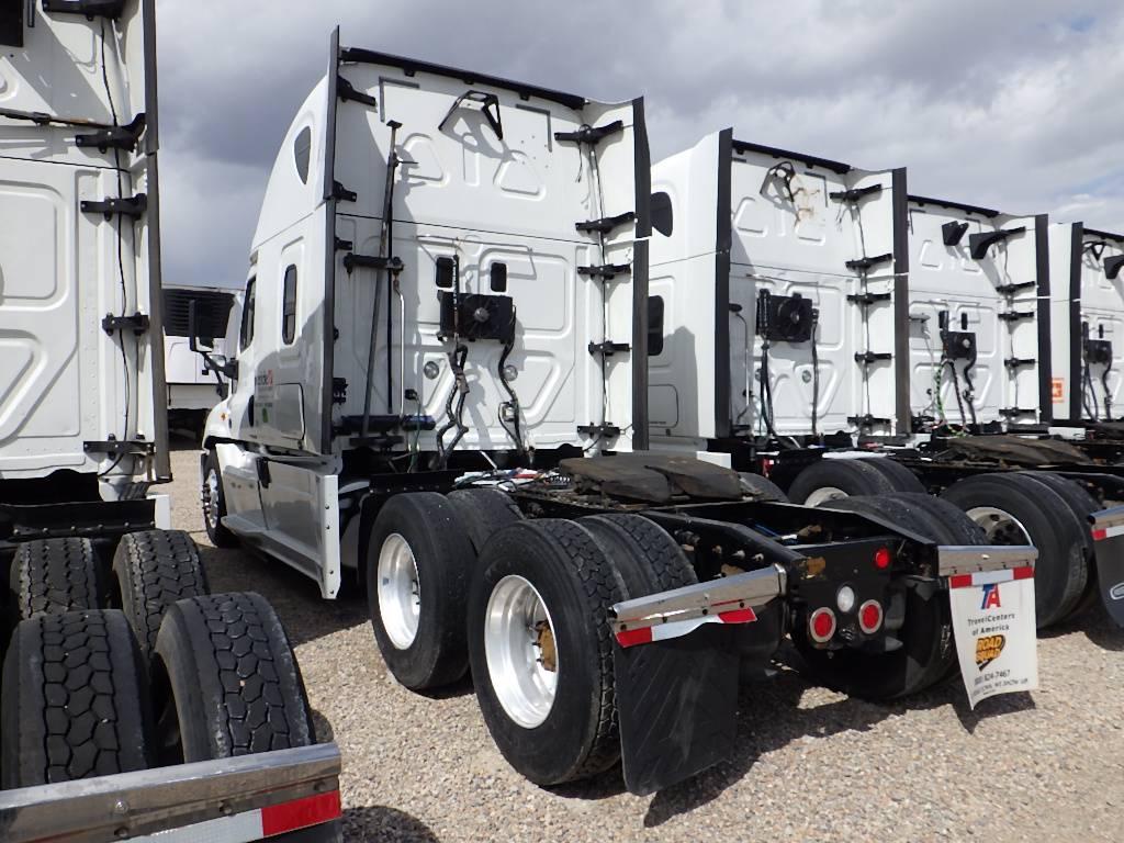 2016 FREIGHTLINER Cascadia125 Evolution