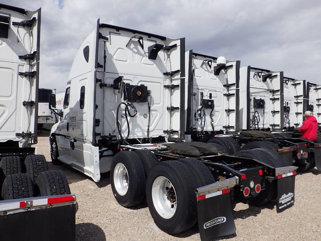 2016 FREIGHTLINER Cascadia125 Evolution