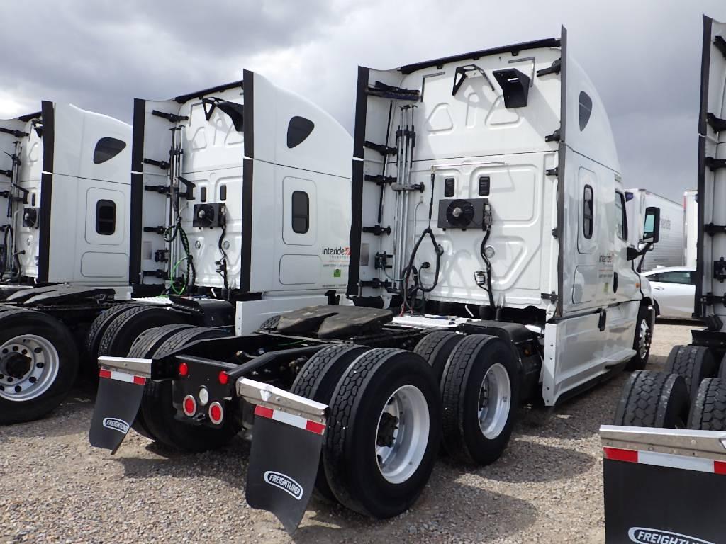 2016 FREIGHTLINER Cascadia125 Evolution