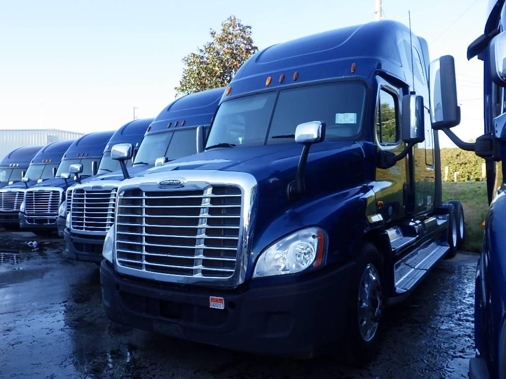 2013 FREIGHTLINER Cascadia125