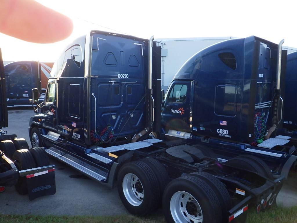 2013 FREIGHTLINER Cascadia125