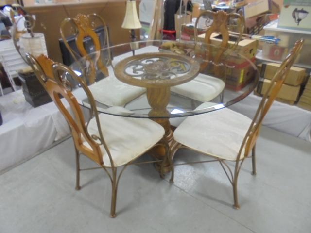 Glass Top Pedestal Dining Table w/ 4 Chairs