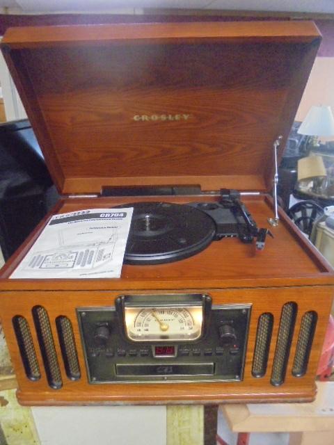 Crosley Am-Fm/CD/Turntable Radio