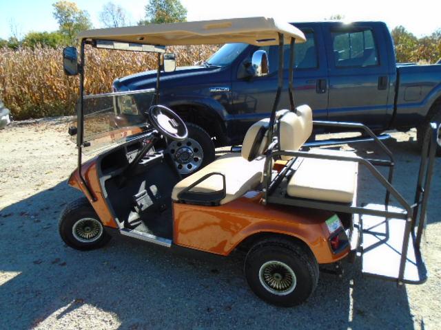 EZ-GO Electric Golf Cart w/ Rear Fold Down Seat-Headlights-Turn Signals-Tail and Break Lights-Mirros