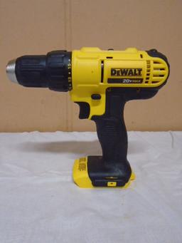 Brand New Dewalt 20 Volt Max 3/8" Cordless Drill