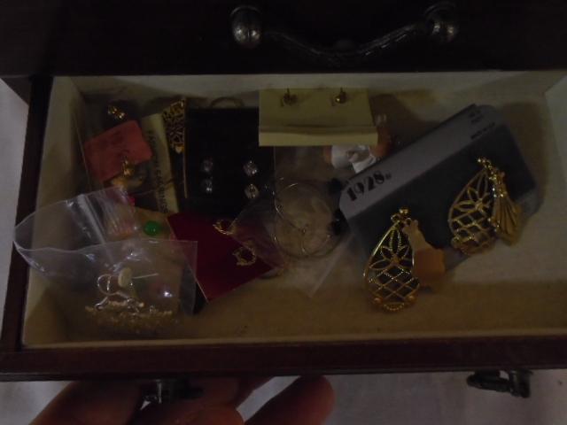 4 DrawerWooden Jewelry Box