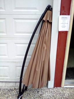 Ten Foot Crank Up Umbrella missing bottom extension