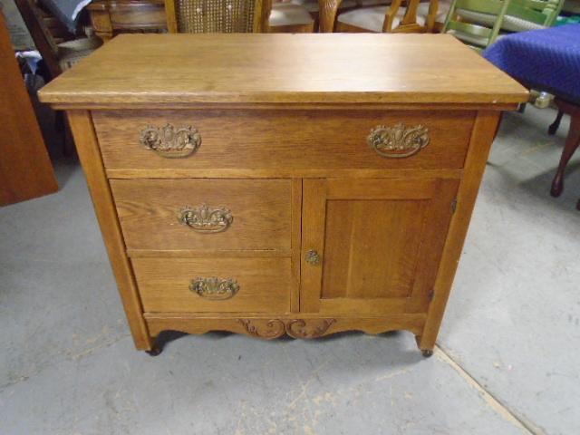 Antique Oak Camode/Dry Sink