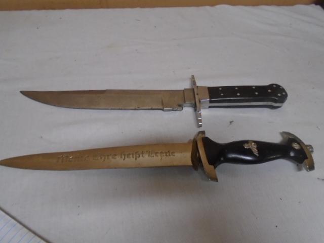 2 Replica Knives