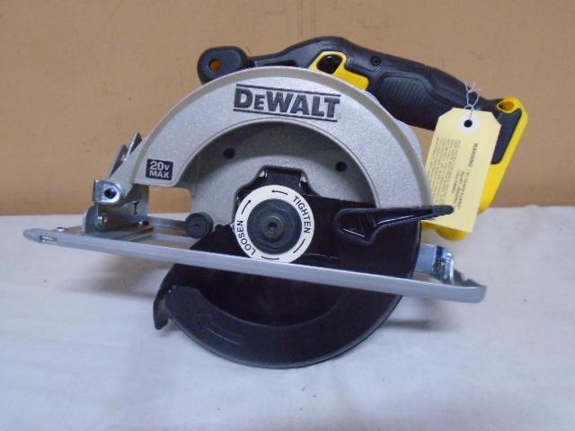 Brand New Dewalt 20V Max 6 1/2" Circular Saw
