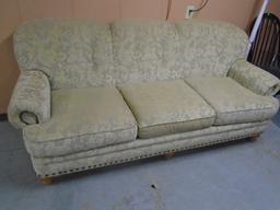 Beautiful Flexsteel Sofa w/ Nailhead Trim