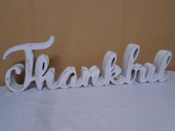 Wooden "Thankful" Décor Piece