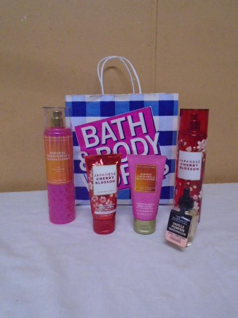 5pc Group of Brand New Bath & Body Works Fragrace Mists & Body Cream