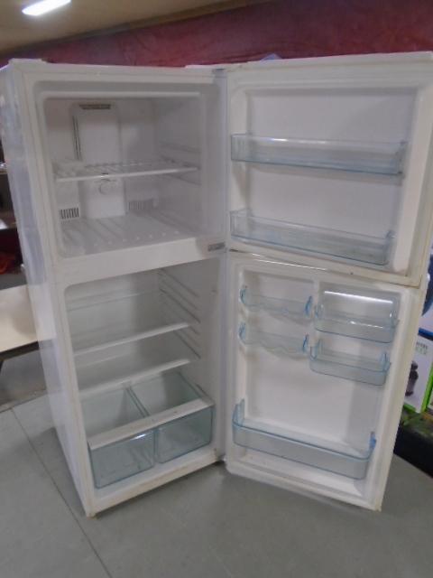 Avanti Refrigerator/Freezer